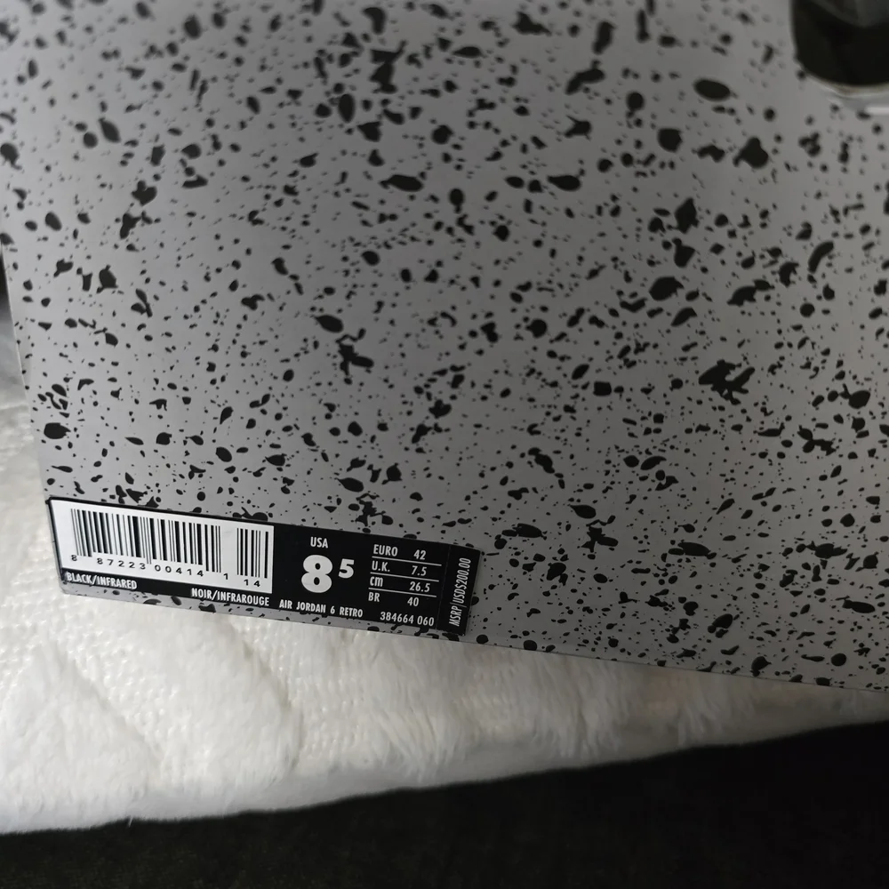 Jordan Speckled Gray and Black Box